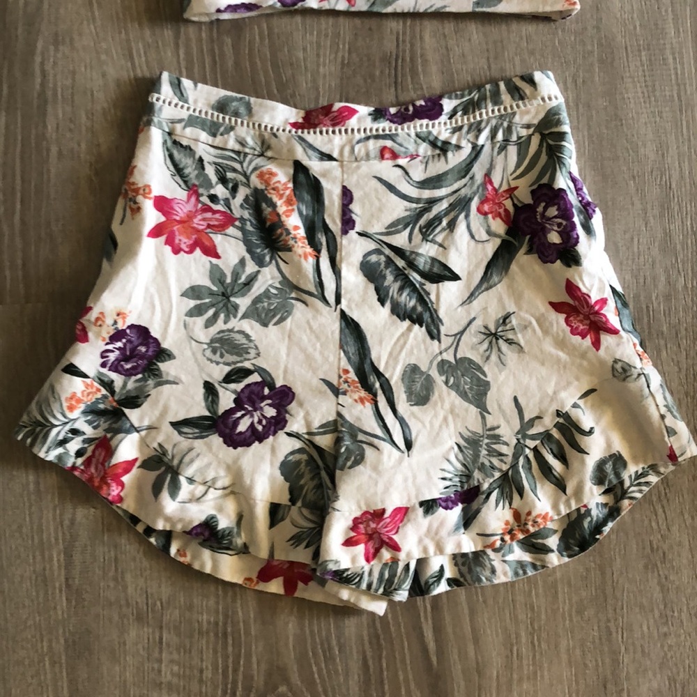 Matching Set - Picture 2 of 4